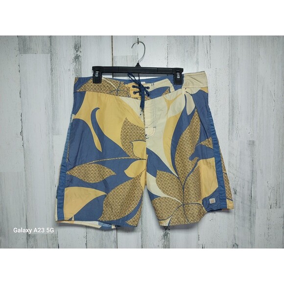 Quicksilver Men's Waterman Collection Boatd Shorts Size 34 Blue Yellow - Picture 1 of 5